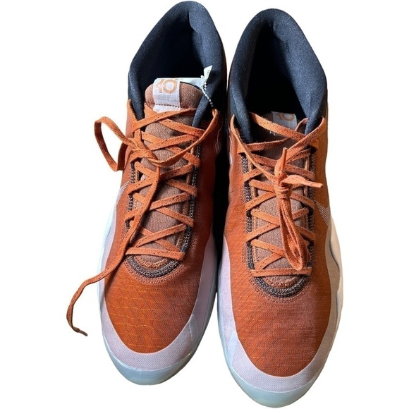 Nike Longhorn Football Reveals Nike KD12 Texas - Texas Sneakers - Picture 8 of 13